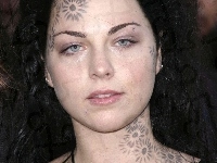 Amy Lee, tatuaże