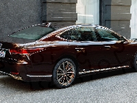 Lexus LS, Hybryda