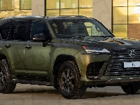 Lexus LX, Overtrail