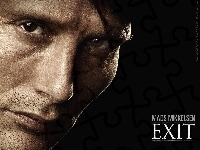 Exit, Mads Mikkelsen