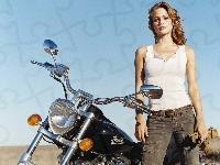 Josie Maran, Motocykl