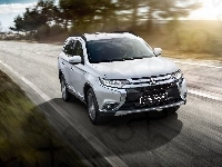 Mitsubishi Outlander BR-spec, 2015