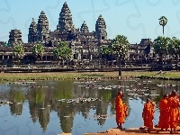 Mnisi, Kambodża, Angkor Wat, Staw