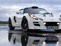 Mokra, Lotus Exige S, Nawierzchnia