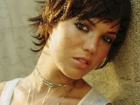 Mandy Moore, Twarzyczka