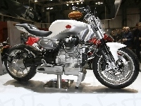 Moto Guzzi V12 Strada, Wystawa