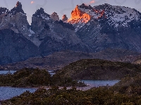 Patagonia, Góry Cordillera del Paine, Park Narodowy Torres del Paine, Masyw Torres del Paine, Chile, Jezioro