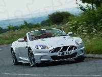 Ostry, Aston Martin DBS Volante, Zakręt