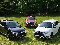 Trzy, 2016, Mitsubishi Outlander PHEV, Las, Łąka