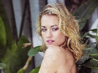 Piękna, Yvonne Strahovski, Spojrzenie, Blondynka