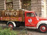 Beczki, Ciężarówka, Dostawczak, Piwo