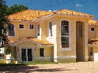 Rezydencja, Pomarańczowa, Wjazd