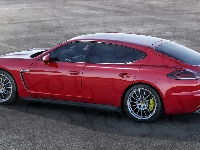 Porsche Panamera, Bok
