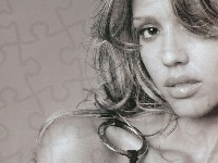 Portret, Jessica Alba, Usta