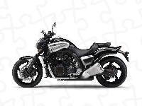 Potężny, Yamaha V-Max, Silnik