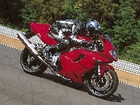 Pozycja, Triumph Daytona 955i, Aerodynamiczna