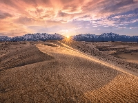 Kraj Zabajkalski, Rosja, Syberia, Wydmy, Piaskowe, Promienie słońca, Góry, Chara Sands