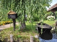 Drzewa, Przystań, Domy, Jezioro, Park, Kwiaty, Łodzie