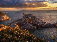 Region Liguria, Morze Liguryjskie, Skały, Chiesa di San Pietro - kościół św. Piotra, Włochy, Miasteczko Portovenere, Wybrzeże