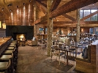 Kominek, Restauracja, Stoliki