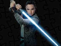 Rey - Daisy Ridley, Czarne tło, Star Wars, Gwiezdne Wojny, Miecz świetlny