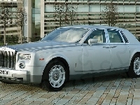 Rolls-Royce Phantom, Srebrny, Drzwi