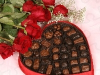 Róże, Walentynki, Bombonierka z czekoladkami