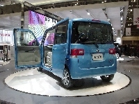 Rozsuwane, Daihatsu Tanto, Drzwi