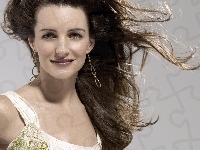 Rozwiane, Kristin Davis, Włosy