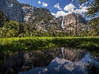 Góry, Stan Kalifornia, Drzewa, Stany Zjednoczone, Park Narodowy Yosemite, Rzeka