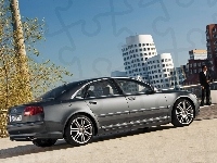 Audi S8, Quatro