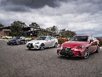 Lexus IS, Trzy, Samochody
