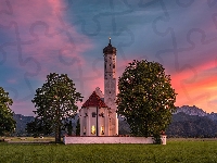 Kościół, Bawaria, Niemcy, Schwangau, Kościół Eglise Saint Coloman, Niebo, Zachód słońca, Góra, Drzewa