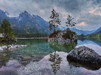 Bawaria, Niemcy, Gmina Berchtesgadener, Góry Alpy, Skały, Kamienie, Jezioro Hintersee, Drzewa