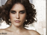 Sophia Bush, Kolczyki