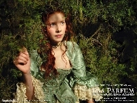 suknia, Perfume, Rachel Hurd-Wood, iglaki