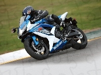 Suzuki GSX R750, Motocyklista