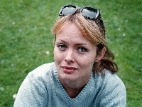 Sweter, Okulary, Izabella Scorupco, Niebieski, Czarne