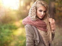 Sweter, Monika Jaros, Blondynka, Szal, Makijaż