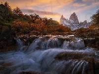 Rzeka, Jesień, Drzewa, Patagonia, Park Narodowy Los Glaciares, Szczyt Fitz Roy, Argentyna, Góry Andy