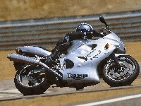 Tor, Triumph TT 600