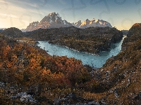 Rzeka, Chile, Góry, Drzewa, Park Narodowy Torres del Paine, Patagonia, Jesień