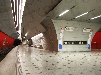 Stacja, Tunel, Metra