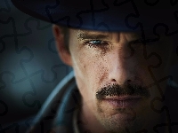 Ethan Hawke, Kapelusz, Twarz