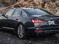 Audi S6 Sedan, Tył
