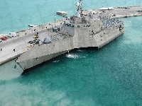 USS Independenc