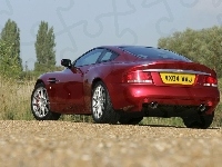 V12 Vanquish, Aston Martin