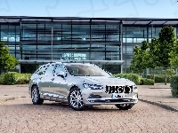 Volvo V90 D4 Inscription UK-Spec, 2016