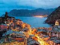 Vernazza, Góry, Wybrzeże, Domy, Morze, Włochy