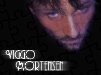 Viggo Mortensen, niebieskie oczy